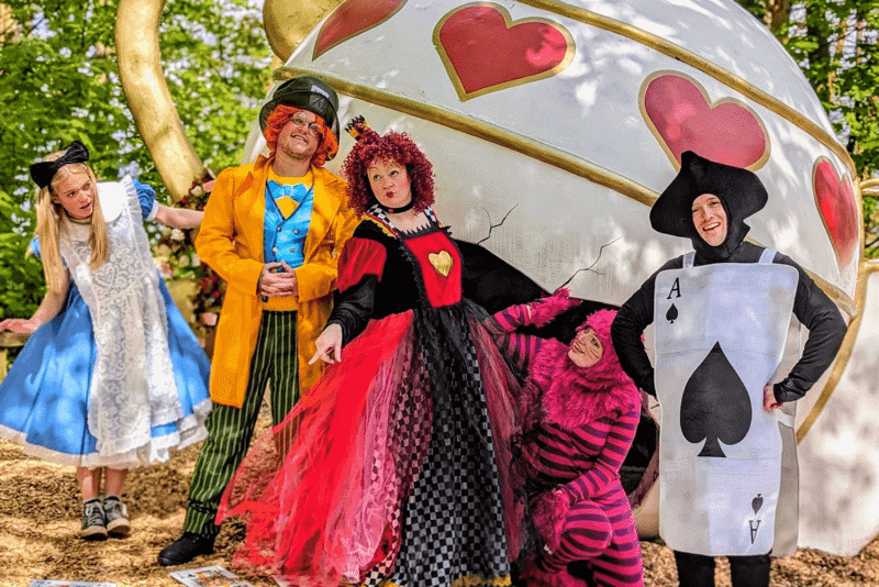 Alice In Wonderland Pic 2