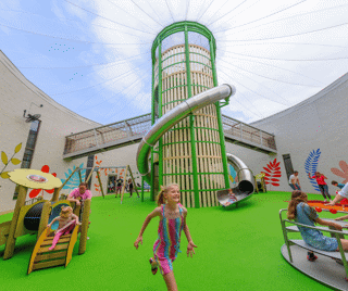 Playhive central tower families having fun